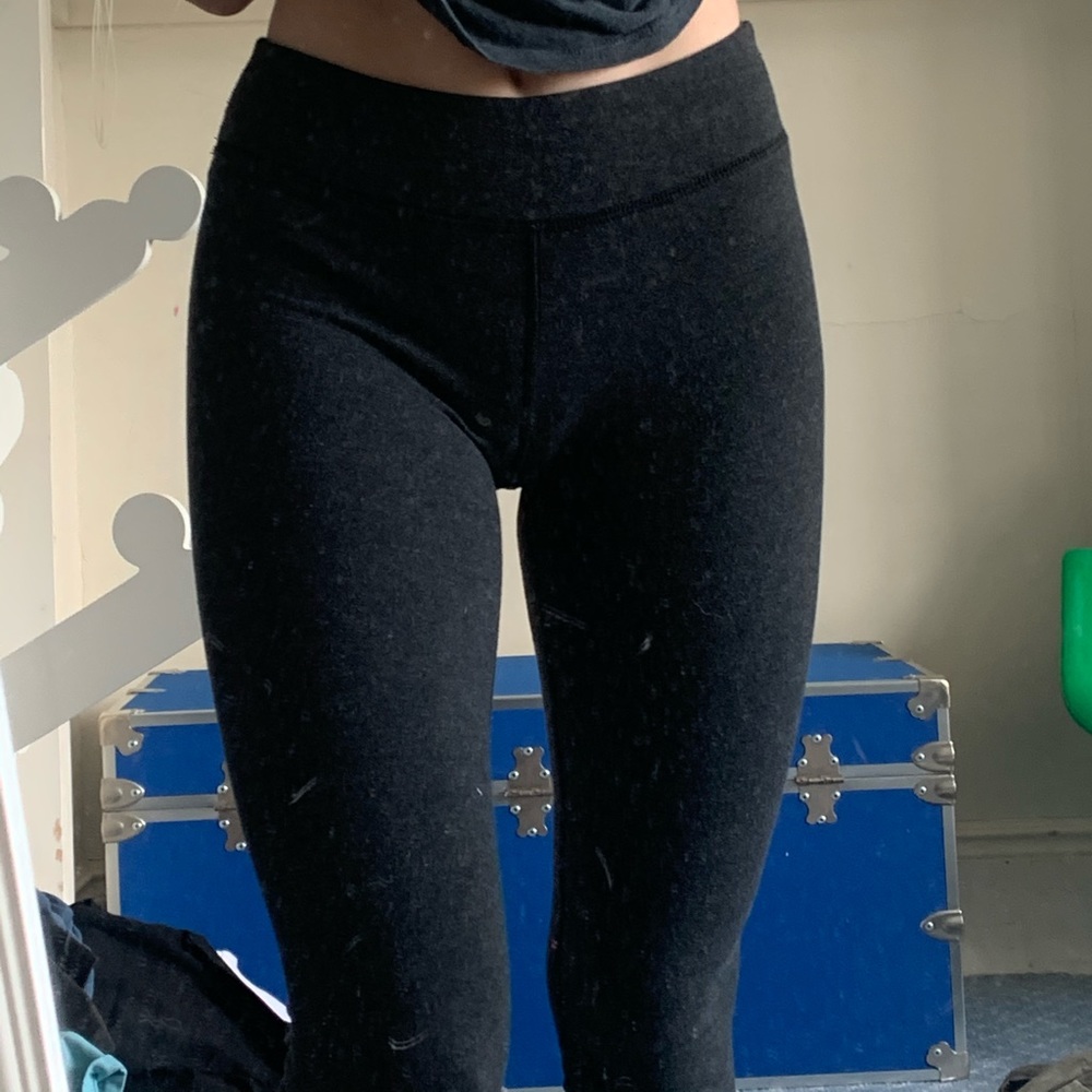Brandy Melville leggings